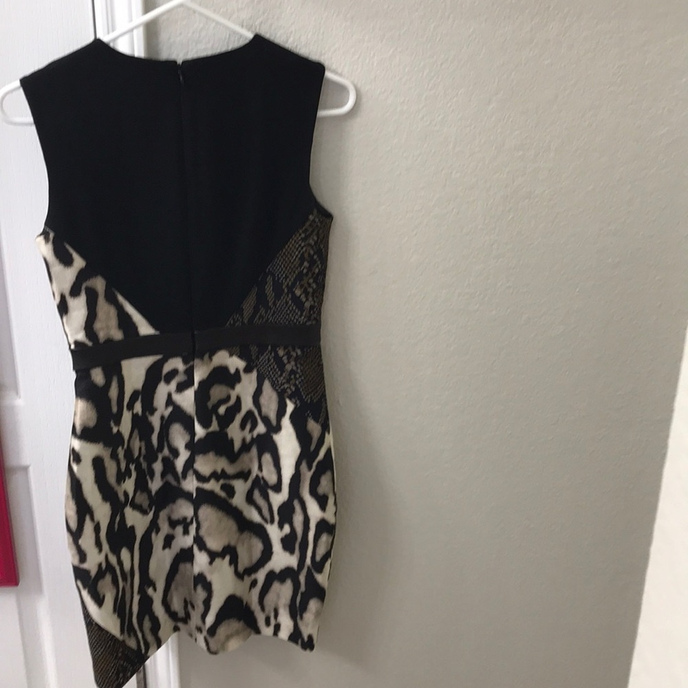 Dvf - Picture 2 of 3